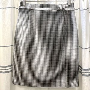 houndstooth pencil skirt
